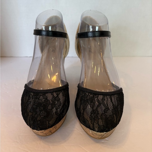 Apt. 9 black lace wedge heel sandals shoes size 8M - Picture 2 of 12